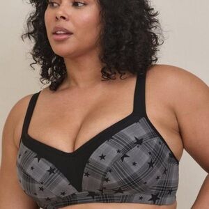 Torrid Mid Impact Underwire Sports Bra Star Print Size 42B